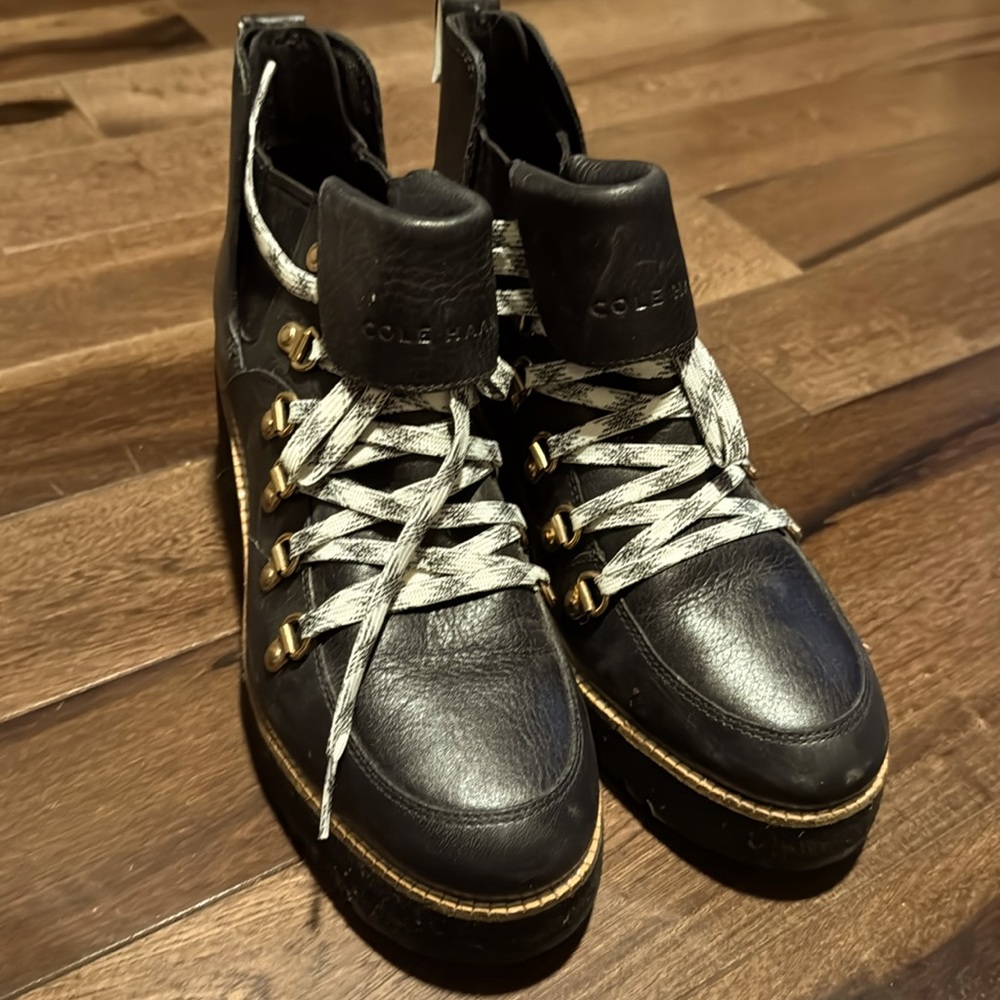 Black Like New Cole Haan Shoe Boots 8.5